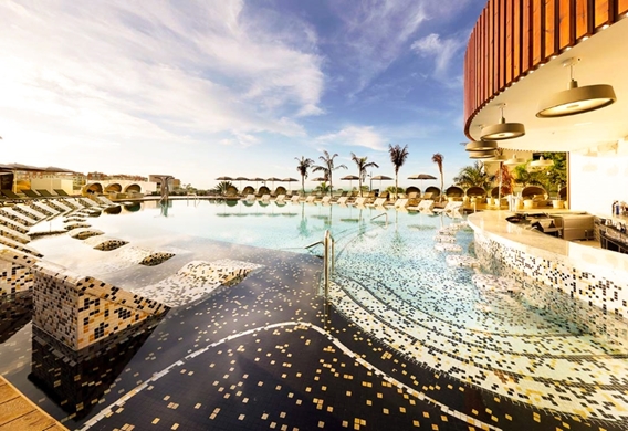 Hard_Rock_Hotel_Tenerife_-_Eden_Pool2_edited.jpg