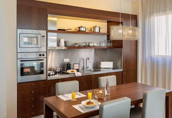 SDS_3bedroom-suite-seaview-with-kitchenette_00.jpg