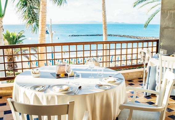 Relax Breakfast Isla de Lobos _ Dorada Beach. Princesa Yaiza Suite Hotel Resort.jpg